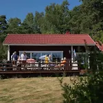 Moekki Luonnon Keskellae Espoossa * Espoo