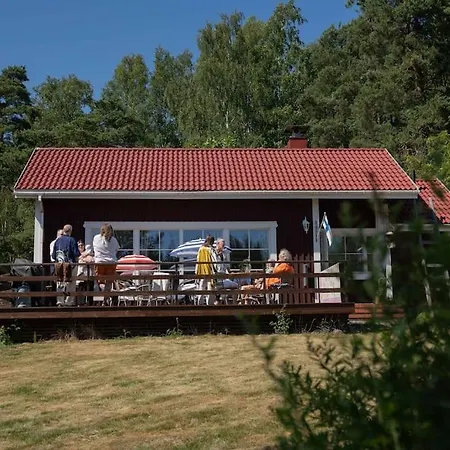 Moekki Luonnon Keskellae Espoossa * Espoo